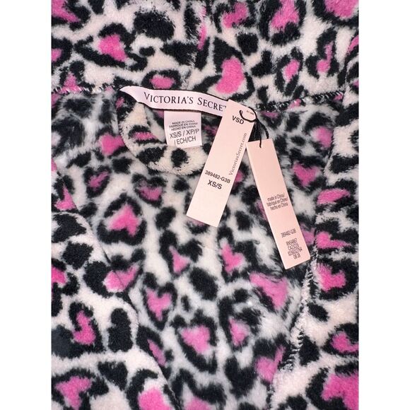 Victoria's Secret Pink Leopard Heart Print Cozy Fleece Robe‎ NWT - Picture 4 of 9